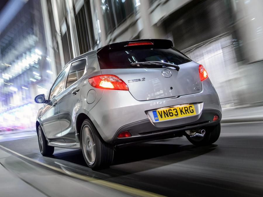  Mazda2 Sport Colour 2014 года  (фото 7 из 12)